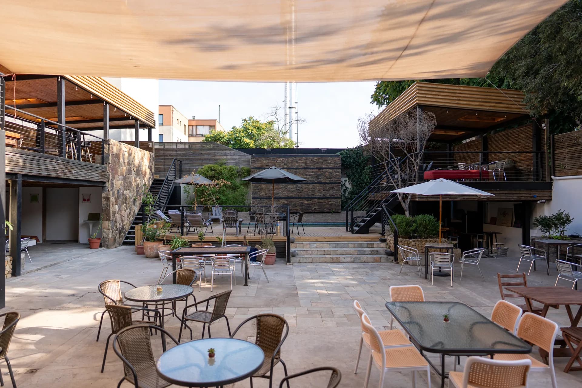 Jardín y Patio at Happy House Santiago — photo 34