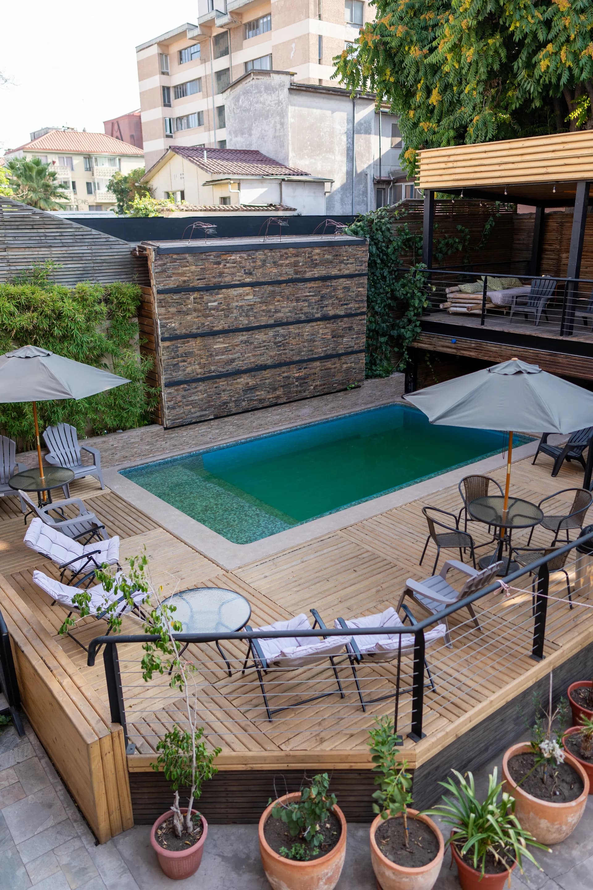 Jardín y Patio at Happy House Santiago — photo 36