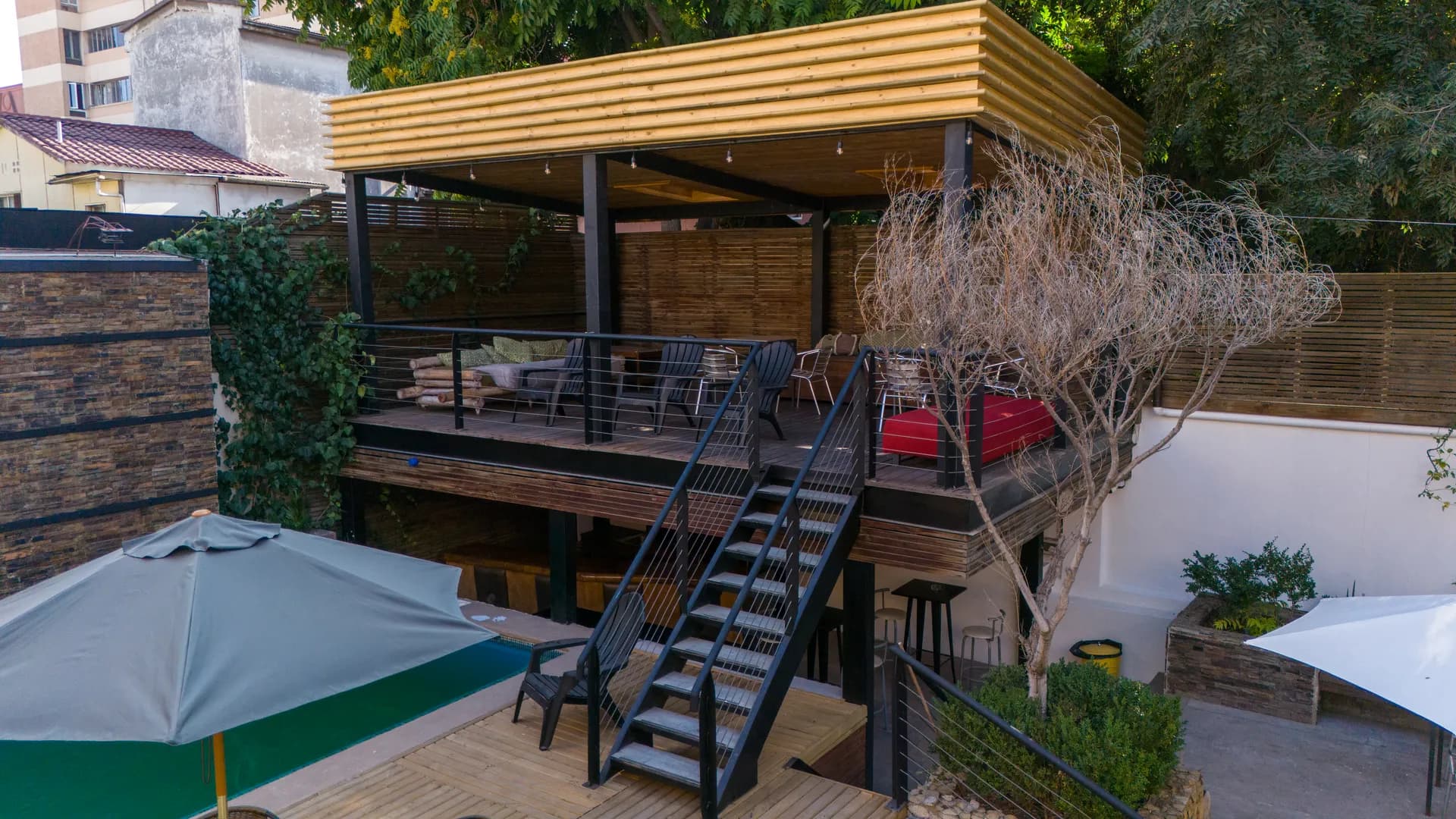 Jardín y Patio at Happy House Santiago — photo 7