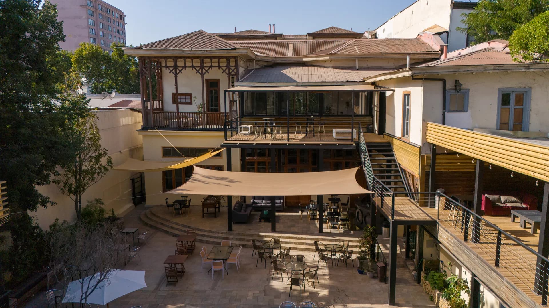 Jardín y Patio at Happy House Santiago — photo 8
